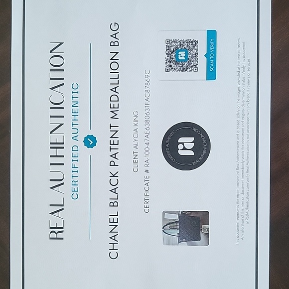 Chanel Black Patent  Quilted Leather Medallion Purse - Picture 16 of 16